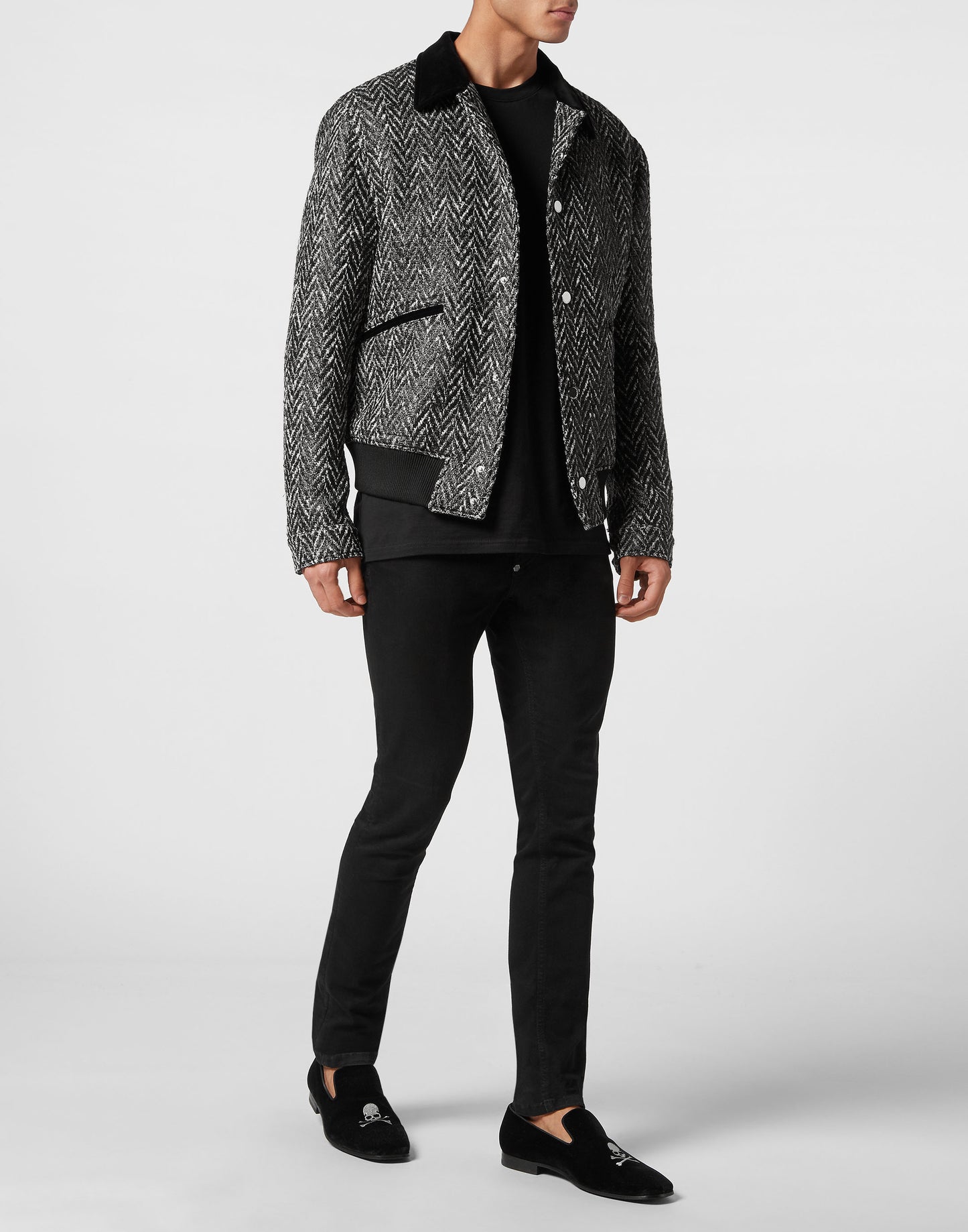 Chevron Collared Bomber Gothic Plein black