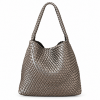 WEAVE 織語 古銀色霧面 Vegan Leather 編織托特包正面，霧面 Vegan Leather 立體編織與編織肩帶