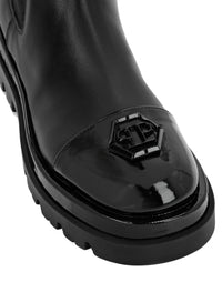Mid-Flat Boots Hexagon Black