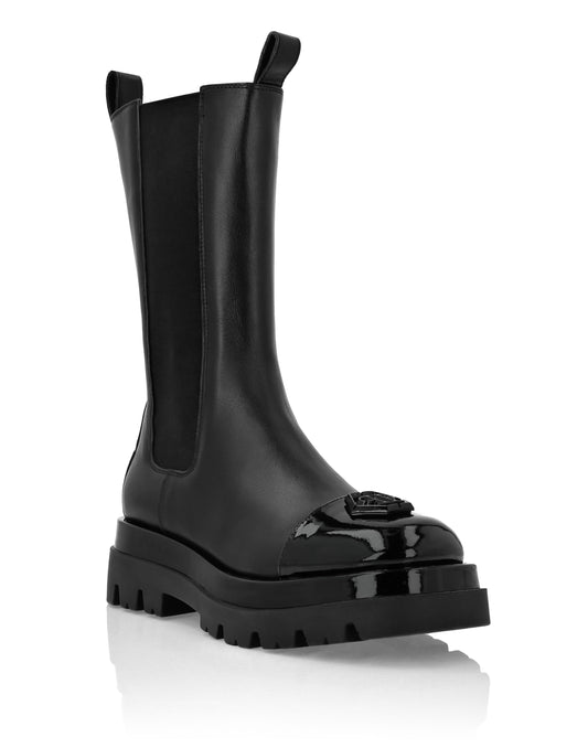 Mid Flat Boots Hexagon black