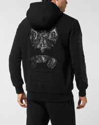Philipp Plein Chrome Crest 皮革緞帶蝴蝶結裝飾與拉鍊細節展示