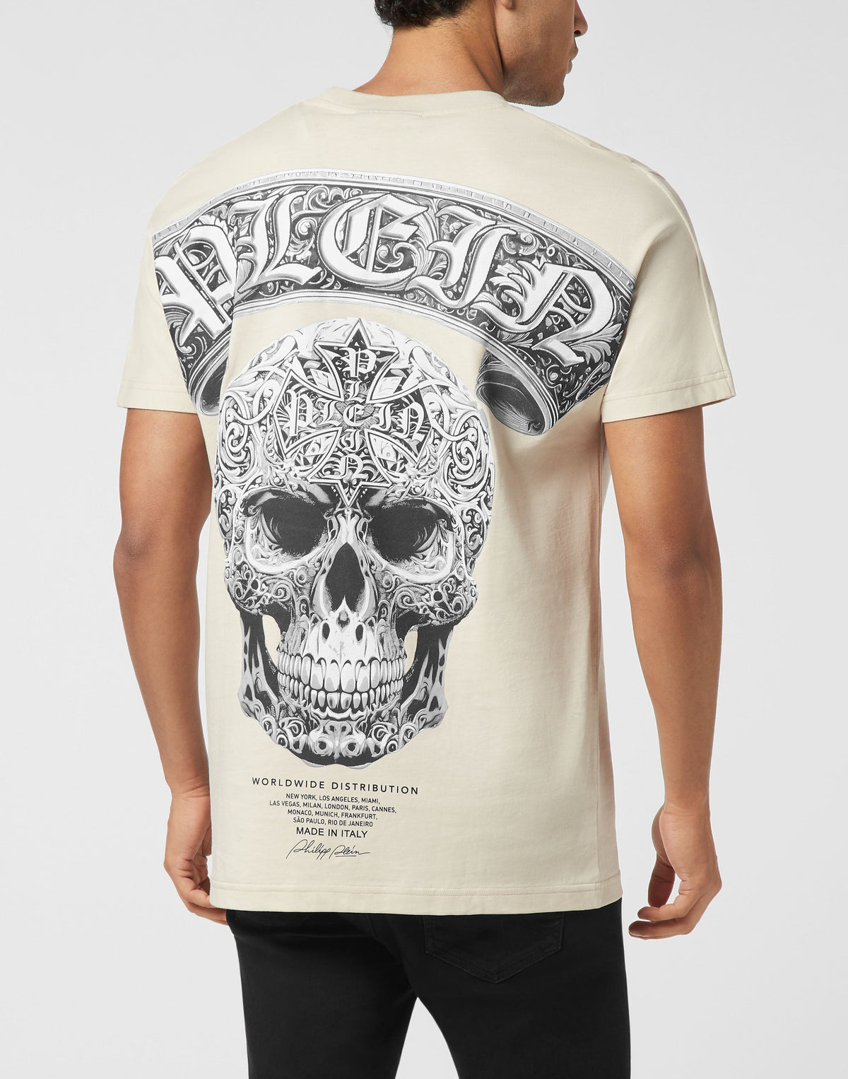 Philipp Plein Banner Baroque Skull 背面大型巴洛克裝飾花紋骷髏印花展示