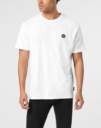 Philipp Plein Round Neck Jacquard T-Shirt Crest 白色黑色提花六角PP徽章極簡圓領T恤 男款正面