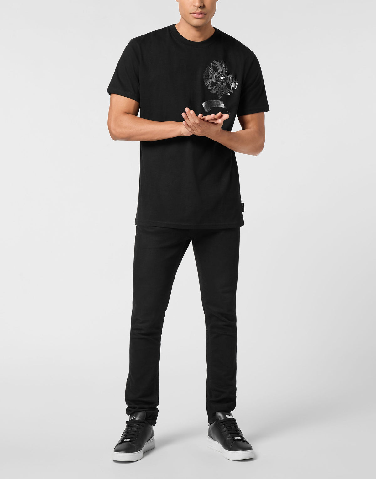 Washed Round Neck T-Shirt Destroyed Crest-YC Group|Luxury Fashion
