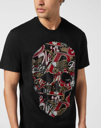 Philipp Plein Skull Stones 骷髏紅金白多色玻璃水鑽密集拼製細節近拍特寫