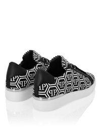Philipp Plein Nappa Sneakers 白色厚底橡膠大底側面展示