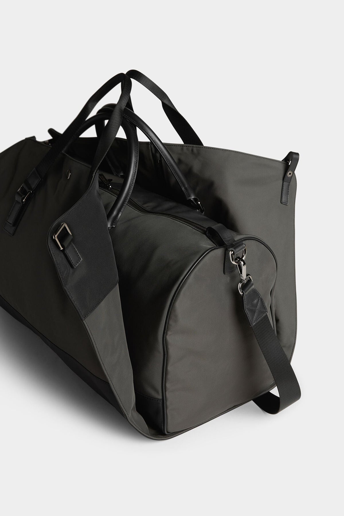 DSQUARED2｜URBAN 2 IN 1 DUFFLE BAG 男款包包