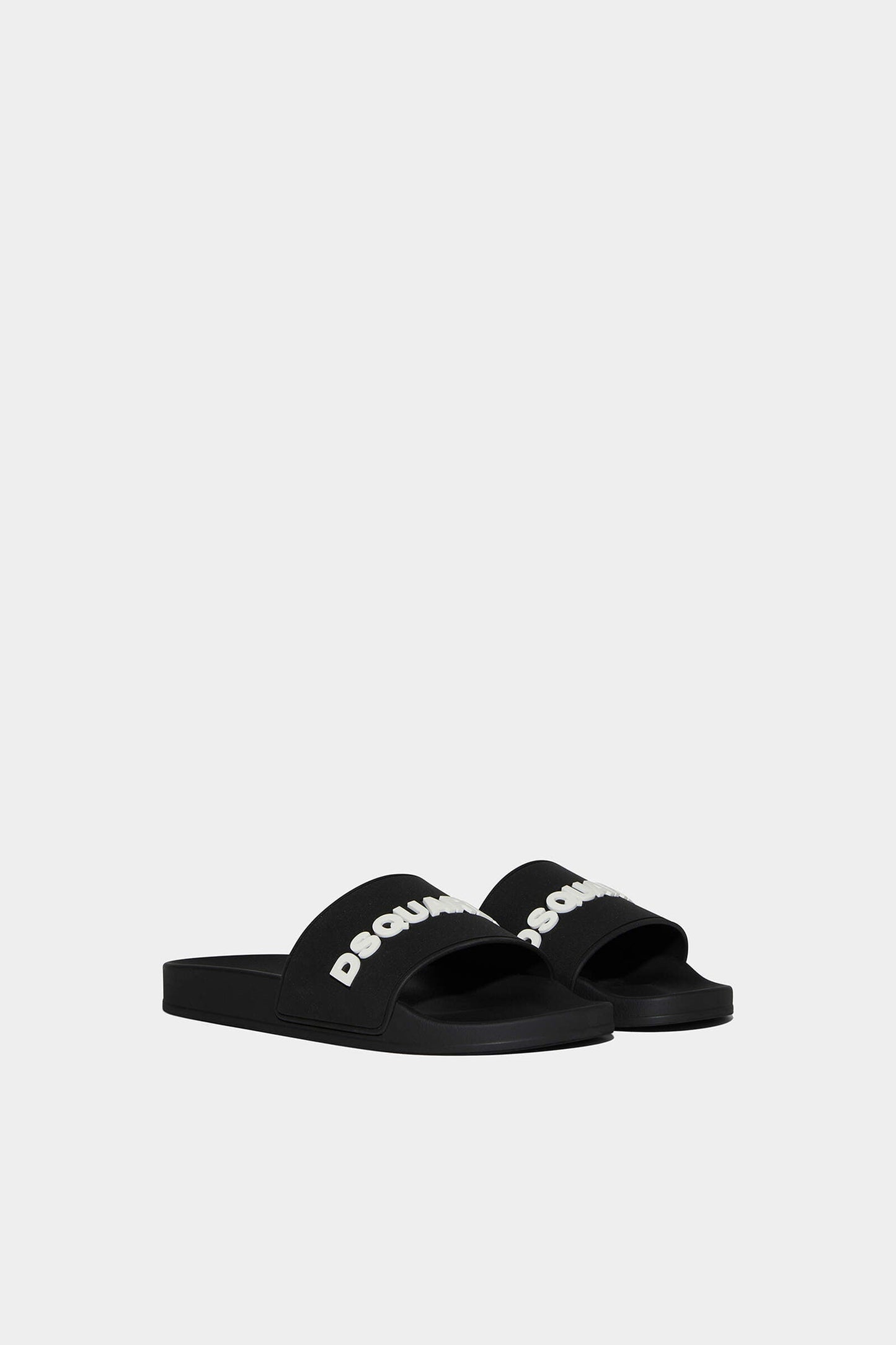 DSQUARED2 LOGO SLIDES