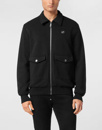 Philipp Plein Jacket Coster 左胸圓形品牌Logo金屬徽章與雙釦翻蓋口袋細節