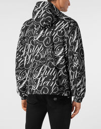 Philipp Plein 滿版Logo印花外套背面設計展示