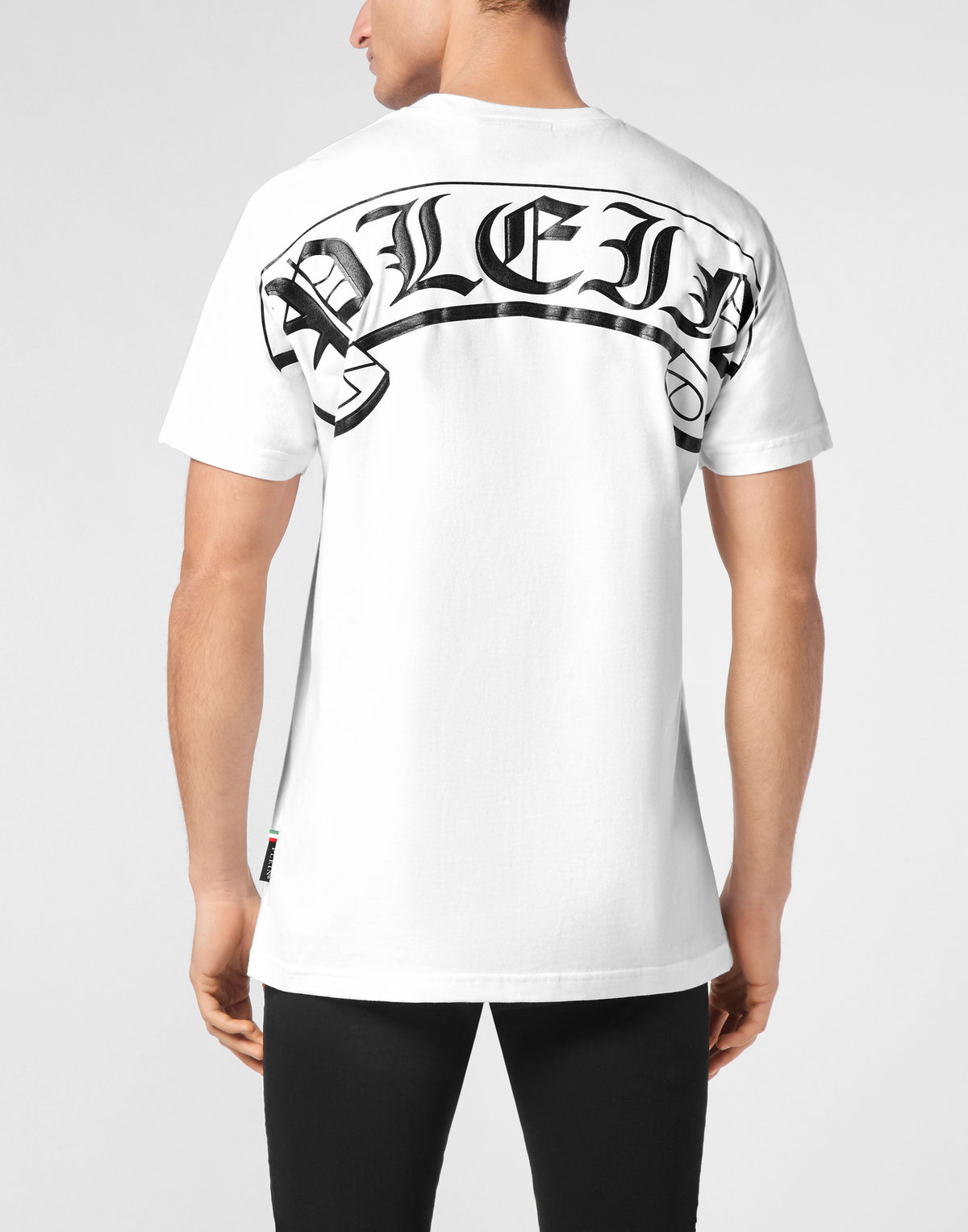 Philipp Plein Gothic Plein 背面大型哥德草書PLEIN印花展示