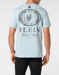 Philipp Plein Club The Course 粉藍款背面圓形Club de Course徽章印花展示