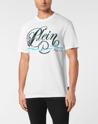 Philipp Plein Coursive Border 白色款深藍草書Plein漸層實心填色細節特寫