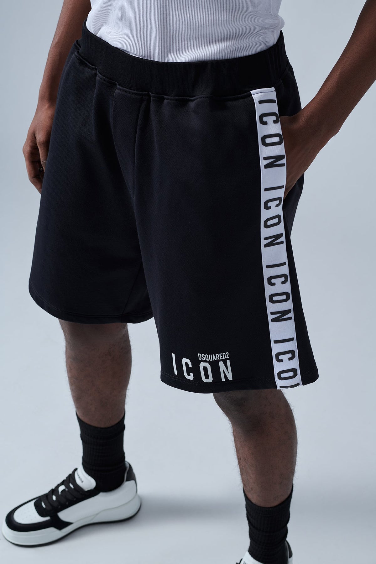 DSQUARED2｜ICON RELAXED SHORTS 男款短褲