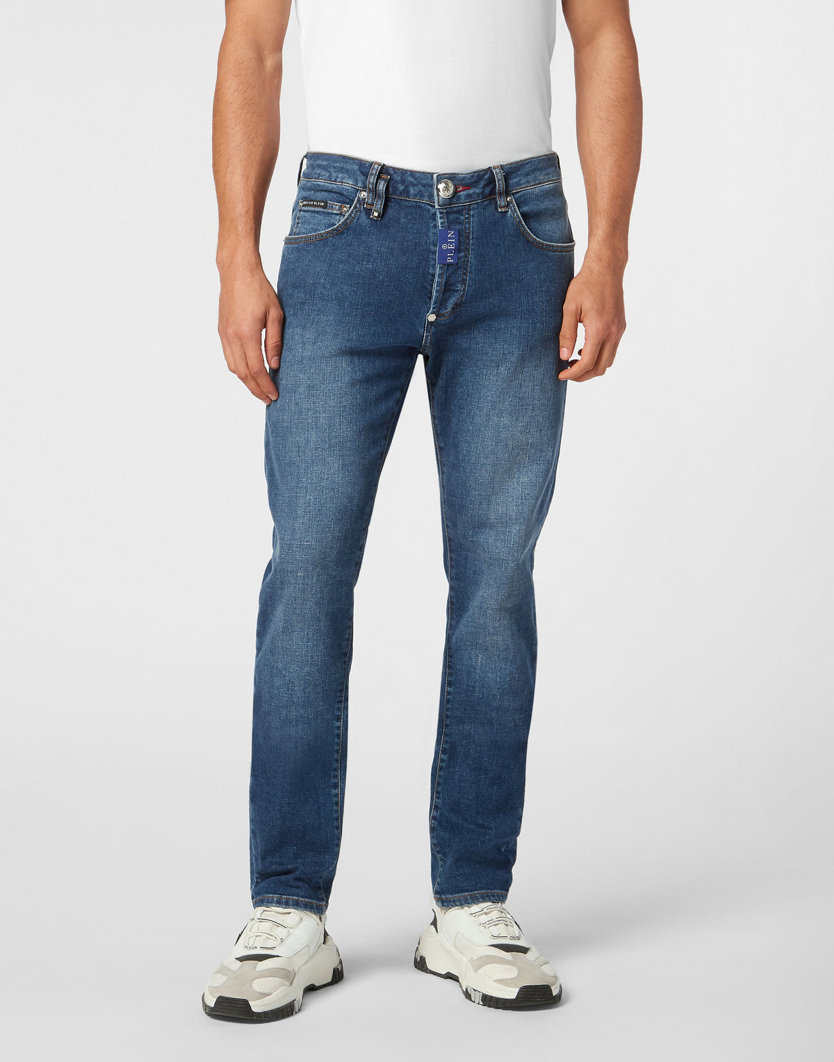Philipp Plein Denim Super Straight Cut Hexagon 中藍水洗直筒牛仔褲 男款正面 尺寸32