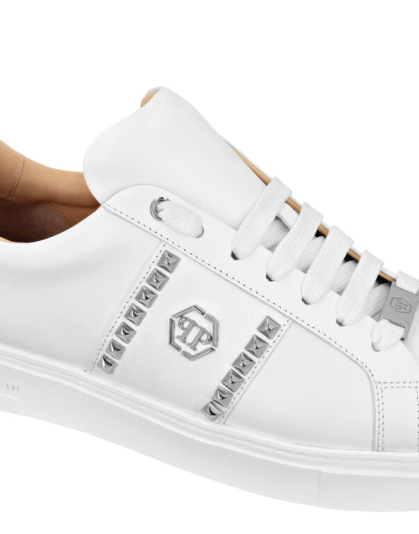 Leather Lo-Top Sneakers Studs