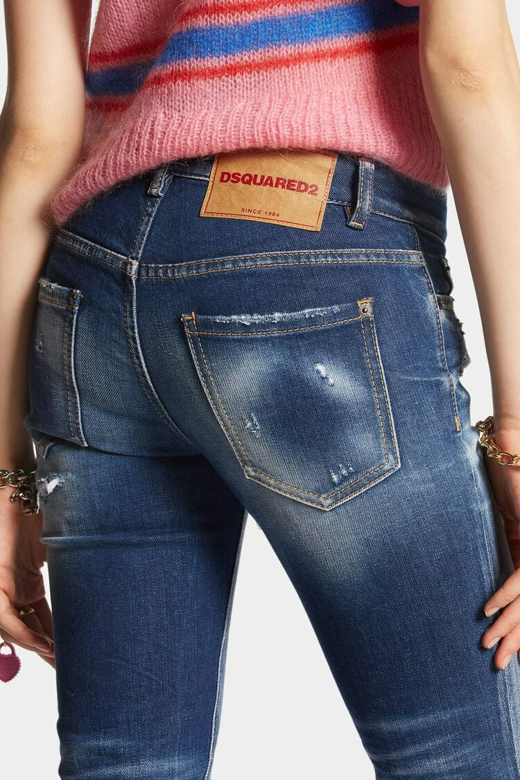 RIPPED KNEE WASH MEDIUM WAIST JENNIFER JEANS